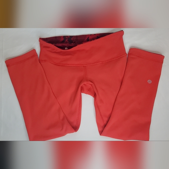 Lululemon -size 4 -Reversible Leggings Vibrant Pink-Red/ Orange Full-Length - Picture 6 of 9